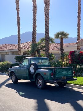 La Quinta, CA, USA
12/5/2023
Chevy C10 parked
