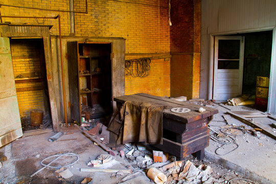 Abandoned Industrial Decay - Rusty Furnace and Dusty Interior, East St. Louis