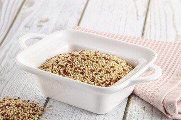 Raw dry quinoa cereal grain