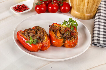 Bell pepper stuffed minced meat