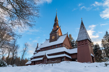 Stabkirche Hahnenklee Harz Goslar im Winter