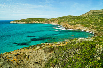 Obraz premium Panorama dalla scogliera di Torre Canai. Isola di Sant'Antioco. Sardegna, Italia