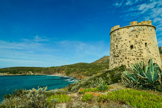 Panorama dalla scogliera di Torre Canai. Isola di Sant'Antioco. Sardegna, Italia