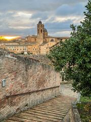 vista di Urbino, borgo medievale