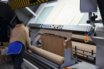 Machine for visual quality control of fabric