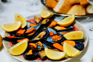 mussels with lemon