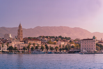 Miasto Split w Chorwacji. Chorwackie miasta nad morzem. Panorama miasta Split. Miasteczka w...