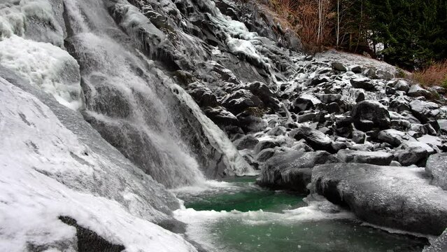 Spectacular winter landscape on the Nardis waterfalls