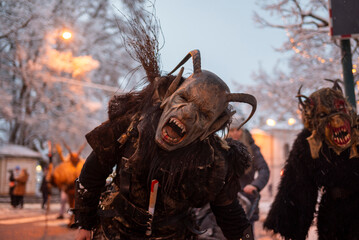 Perchten, Krampuss, Brauchtum