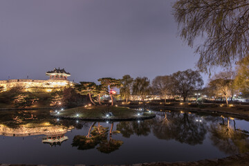Naklejka premium A romantic night picture of Suwon Hwaseong Fortress
