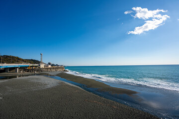 西湘PAから見る西湘バイパスと相模湾の風景 神奈川県 小田原市