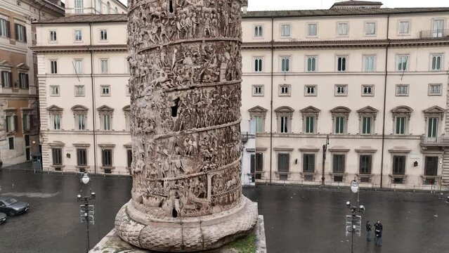 Palazzo Chigi, sede del Governo Italiano. Roma, Italia.
Vista aerea di Piazza Colonna nel centro storico di Roma.