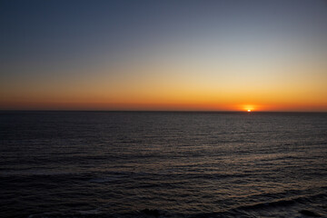  pôr-do-sol  no oceano pacífico Viña del Mar Valparaíso Chile