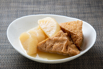 厚揚げと大根の煮物。
