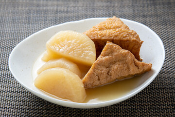 厚揚げと大根の煮物。
