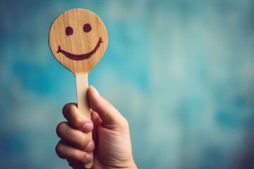 Smiling wooden happy circle face Smiley Laugher, friendly happy round smile satisfied client review experience, customer success, good service positive feedback, lucky psychological therapy therapist