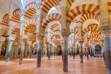 Interior vaulted ceiling of the Mezquita Cathedral, originally part of the Great Mosque of Cordoba - 691219920