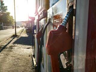 Coin-operated fuel dispenser