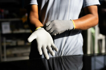 Gloves for cutting glass and sharp objects, rubber gloves, white gloves