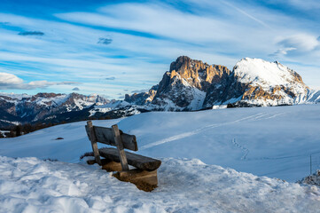 The largest high altitude plateau in Europe in winter. Snow and winter atmosphere on the Alpe di...