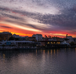 Fototapeta premium Sunset on the Triana promenade, Seville