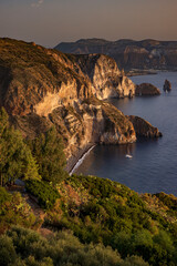 Lipari, Aeolische Inseln, Sizilien, Italien, 29.10.2023, Belvedere Quattrocchi, Blick nach Vulcano > english> Lipari, Aeolian Islands, Sicily, Italy, October 29, 2023