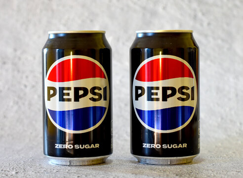 Pepsi Zero Sugar Soda Cans