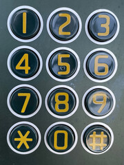 公衆電話のプッシュボタン