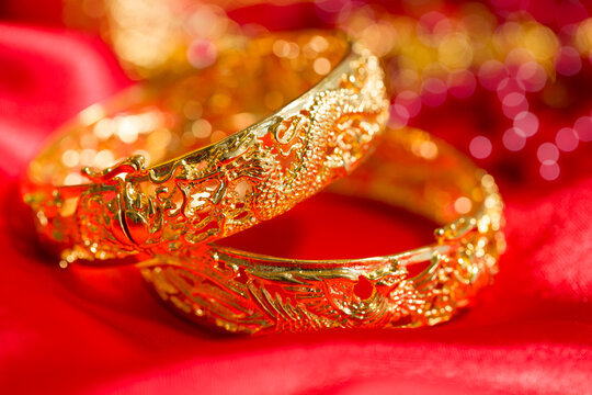 Traditional Chinese wedding elements