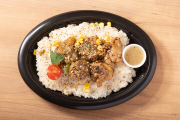 グリルチキンのガーリックライス弁当