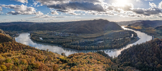 Panorama of Wachau valley (UNESCO) during autumn with Danube river near the Durnstein village in Lower Austria, Austria - obrazy, fototapety, plakaty