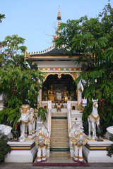 buddhist temple in chiang rai - obrazy, fototapety, plakaty