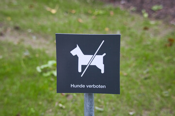 Schild Hunde verboten, Leipzig, Sachsen, Deutschland
