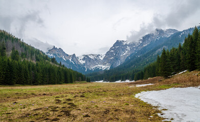 Beautiful panorama in Tatry mountains valey, Dolina Malej Laki - Polana Malolacka © mantinilt