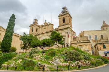 Fototapeta na wymiar View of Birgu (Vittoriosa) from Valleta, Malta.