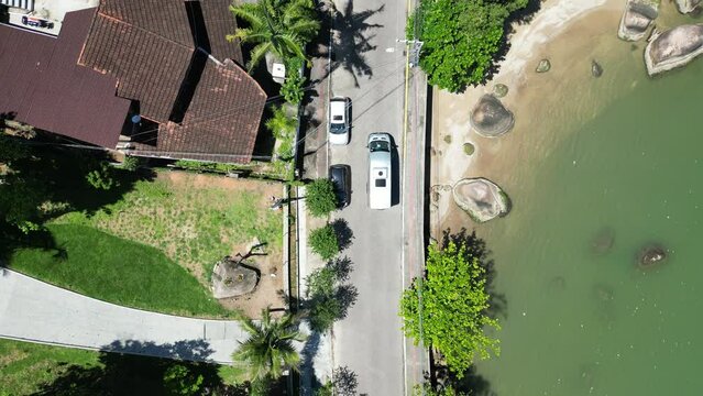 Van Turismo Florian&oacute;polis Natureza Praia da Daniela Bairro Sambaqui Passeios Viagens Costeira Ilha Magia Dunas Mata Atl&acirc;ntica Roteiros Tur&iacute;sticos Aventura Praias Paradis&iacute;acas Cultura Hist&oacute;ria Arquite
