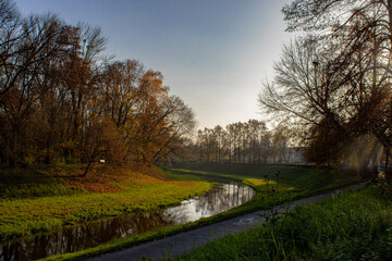 Jesienny widok na Park Ludowy w Lublinie