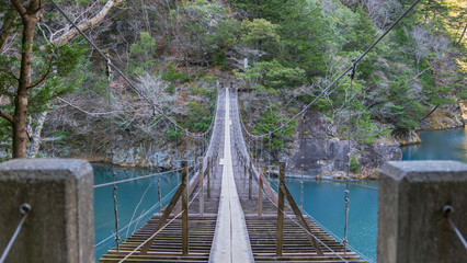 大間ダム湖の「夢のつり橋」【寸又峡】日本静岡県