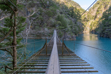 大間ダム湖の「夢のつり橋」【寸又峡】日本静岡県