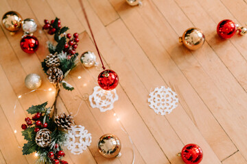 Hanging Christmas decorations at home