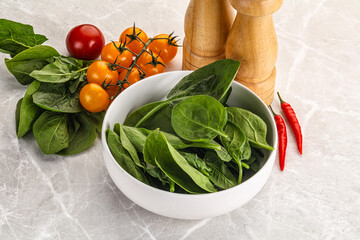 Natural organic raw green spinach