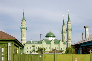 Khalid bin Walid Mosque in the city of Sterlitamak on a summer day © tramp51