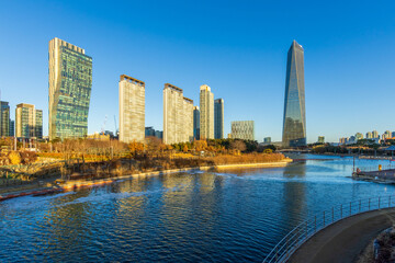 Fototapeta na wymiar 인천 연수구의 송도국제도시와 센트럴파크