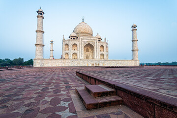views of amazing taj mahala palace in agra, india