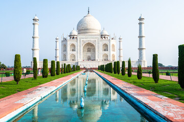 views of amazing taj mahala palace in agra, india