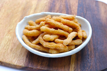 Thai Fried Dough (Thai Dessert) – Kanom Kan Bua