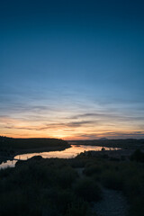 Obraz premium Beautiful sunset landscape with a lake in Almansa, Spain