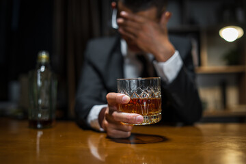 Businessmen in suits drinking  Celebrate whiskey