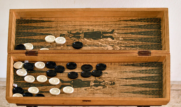 Cyprus , Tavli Board