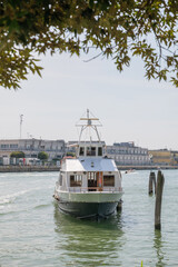 Boot im Hafen von Venedig, Tronchetto